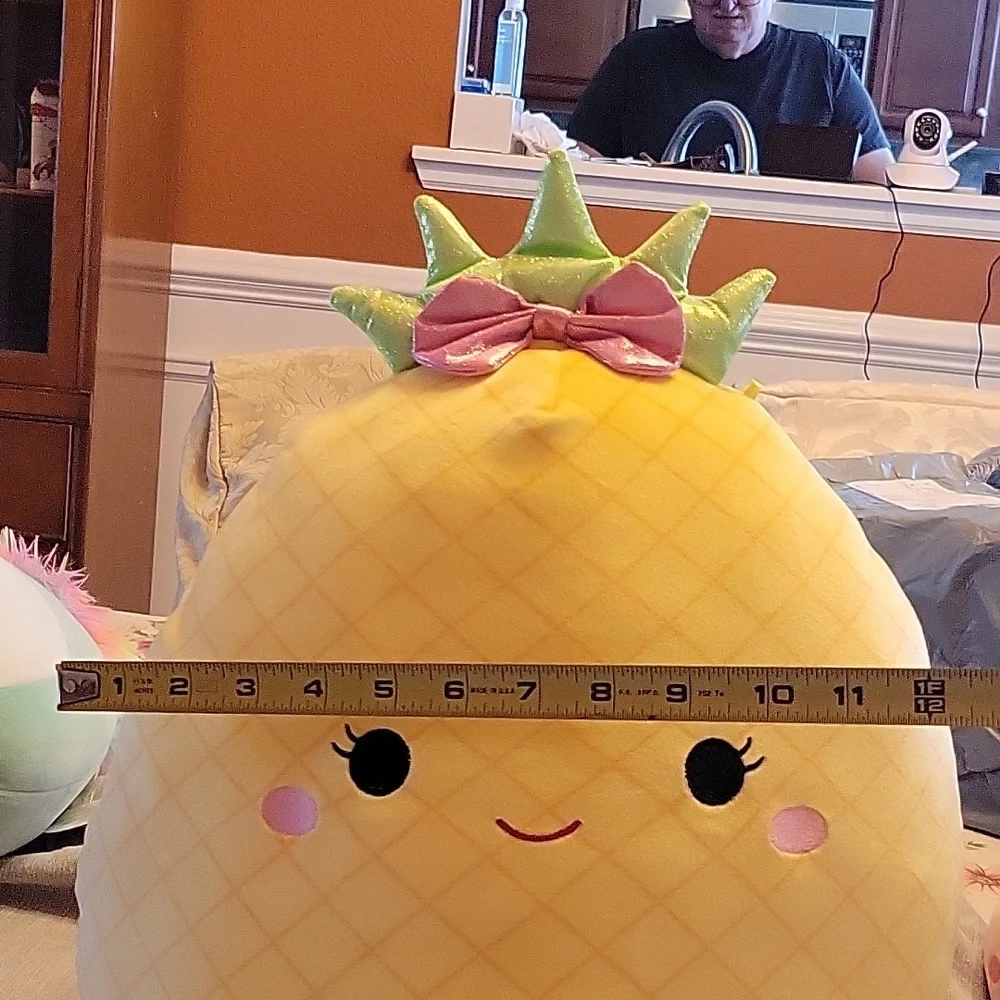 SQUISHMALLO Maui the Pinapple - Picture 8 of 8